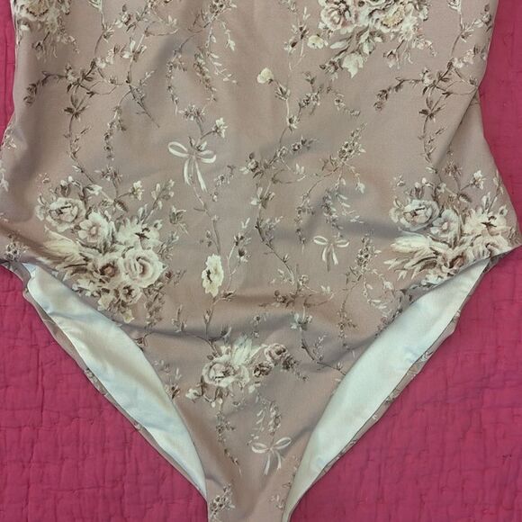 LoveShackFancy Pink and White floral print Swimsuit, XS - Picture 3 of 6